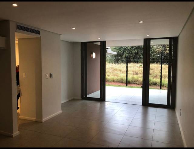 2 BEDROOM APARTMENT TO LET IN SIBAYA PRECINCT